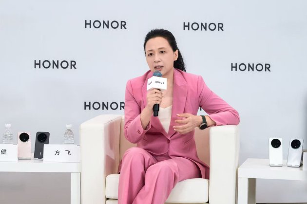 荣耀产品线总裁方飞